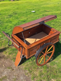 Large deco handmade walker, sales cart, baker's cart🍞