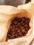 Can with 10 packs of coffee from De Gruyter (coffee beans).