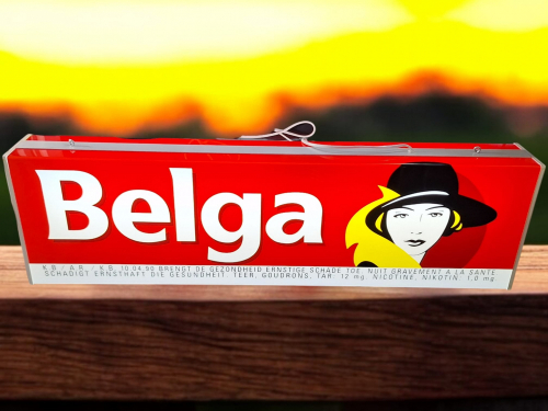 Cool vintage light box Belga cigarettes🚬, new in the box.