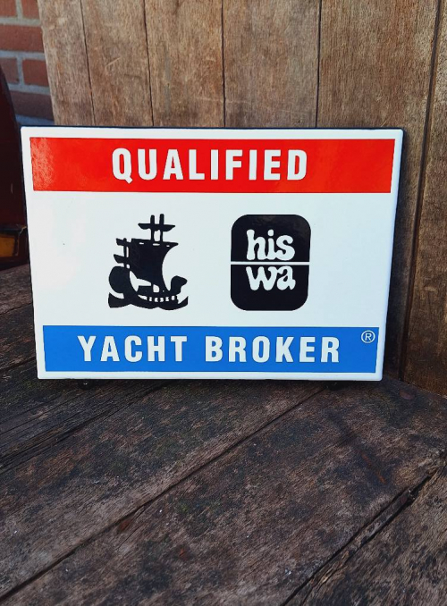 Emaille Hiswa boot bord, botenbord, Qualified Yacht Broker.